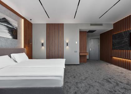 room 146 thumbnail 1